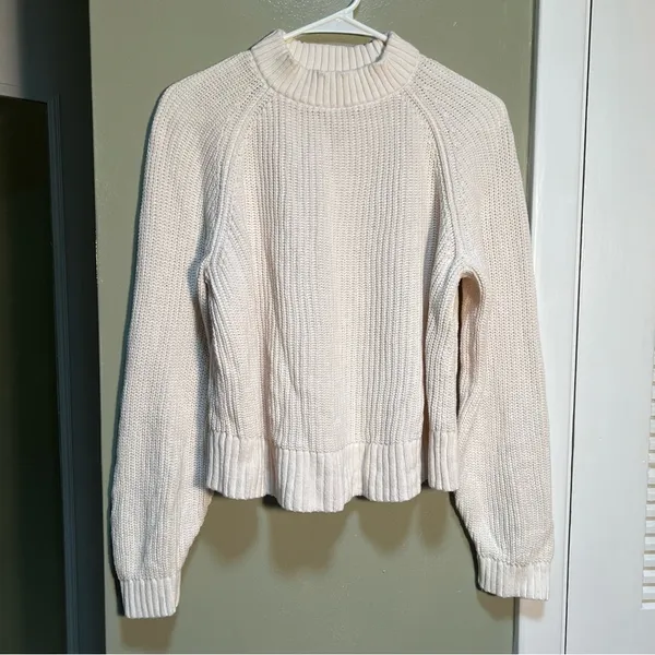 Old‎ Navy Women's Size Medium Shaker-Stitch Sweater Crewneck Creme De La Creme - Image 3