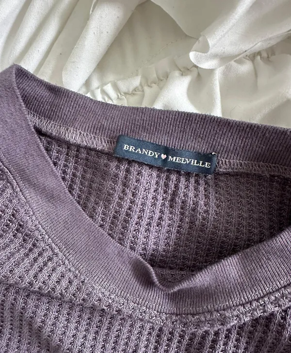 Brandy Melville Long Sleeve - Image 2