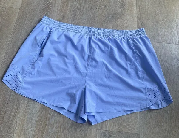 Athleta Hustle 3” Shorts - Image 2