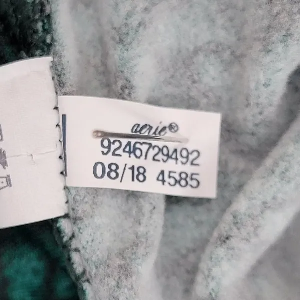 Aerie Women's High Waisted Leggings Green Cable Knit‎ Print Size Medium - Image 8