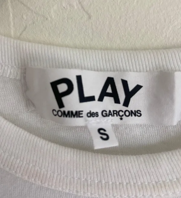 Comme des Garçons White PLAY Tee Shirt - Image 5