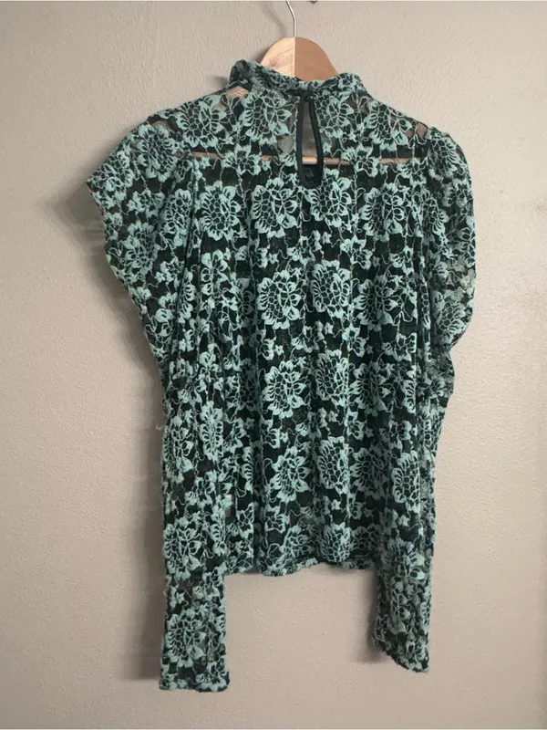 ANTHRO | DOLAN Sheer Lace Mockneck Blue Size M - Image 6