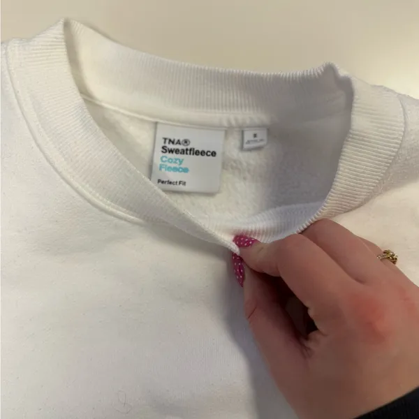 TNA Women's White Cropped Fleece Sweatshirt: Size Small - Image 4