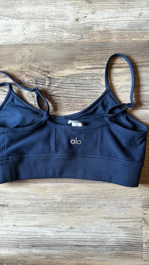 Alo Sports Bra XS Yoga - Image 3