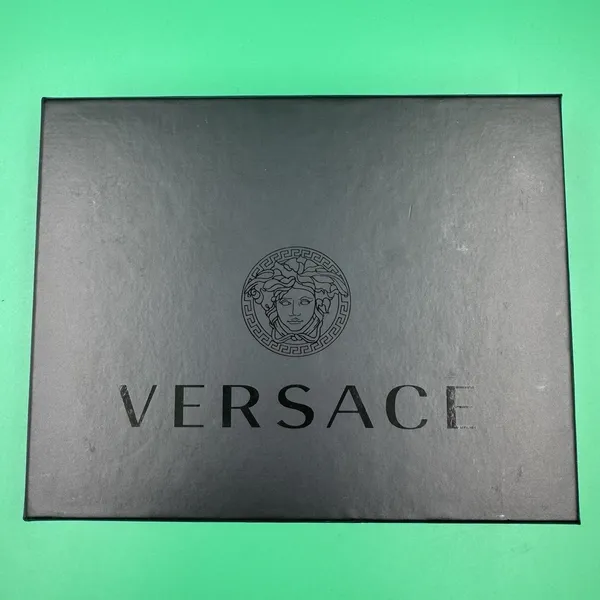 Versace Medusa Key Case Black Vitello New w/ Box Dust Bag Sealed Envelope Italy - Image 2