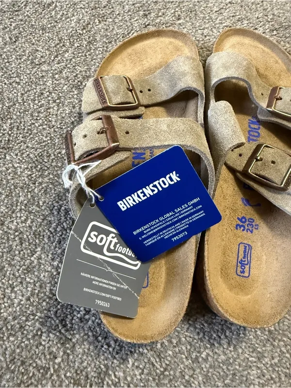 NWT Birkenstock Arizona Soft Footbed in Taupe size 36/ US Women 5- 5.5 - Image 4