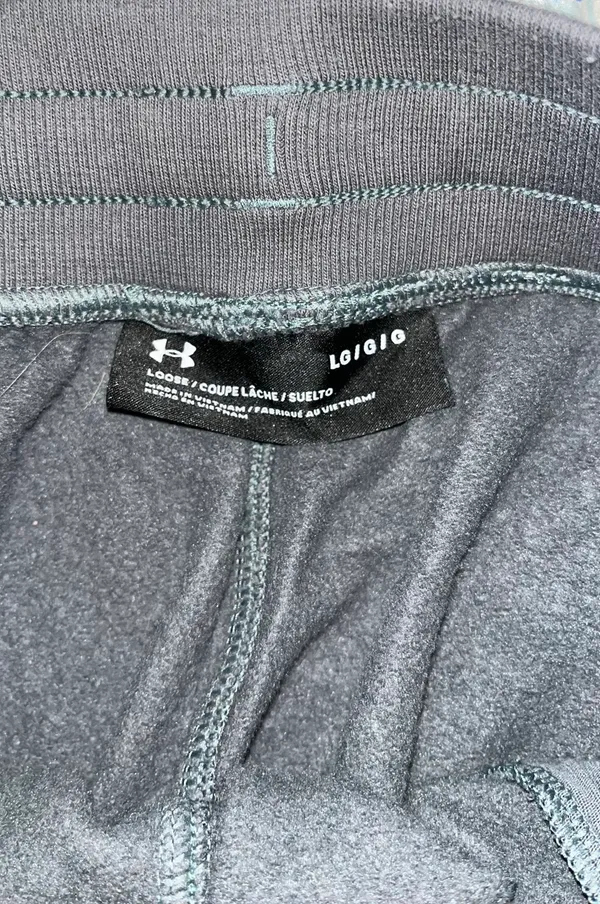 Under Armour Gray Sweatpant joggers - Image 3