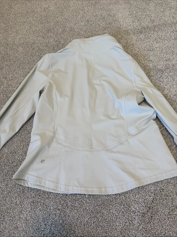 Lululemon Zip Up Jacket - Image 3