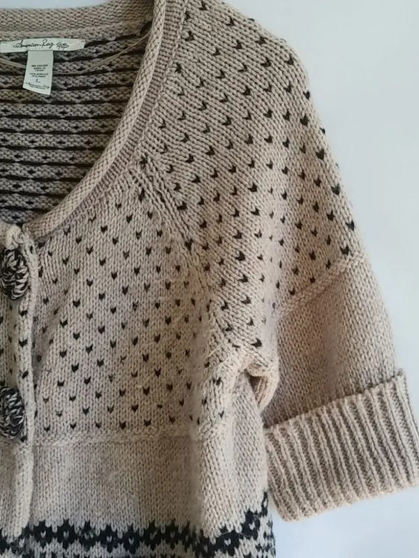 American Rag L Black Tan Crop Sweater - Image 3