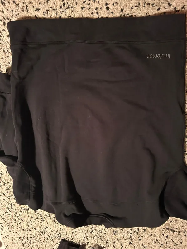 Lululemon Sweatshirt - Image 3