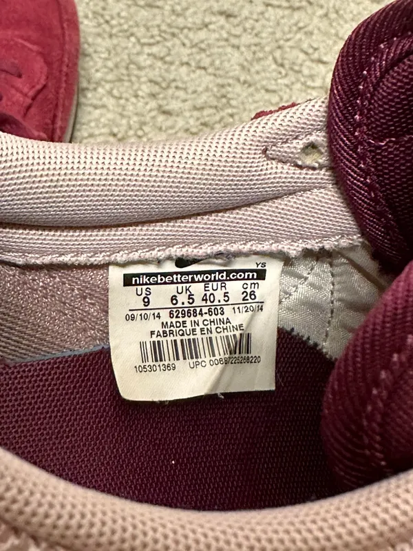 Nike Pink  Sneakers - Image 4