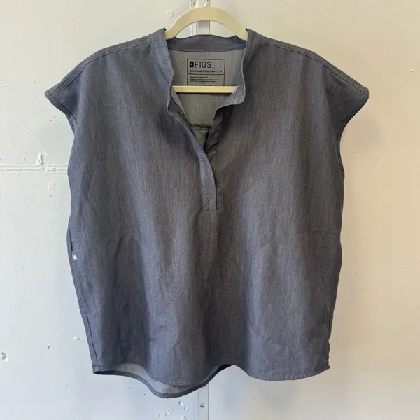 FIGS Rafaela Oversized Scrub Tops for Women Mandarin Collar Shirttail Hem Gray M - Image 2