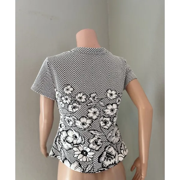 Maeve Anthropologie Floral Embroidered Blouse Shirt White Black Knitted Trim #29 - Image 9