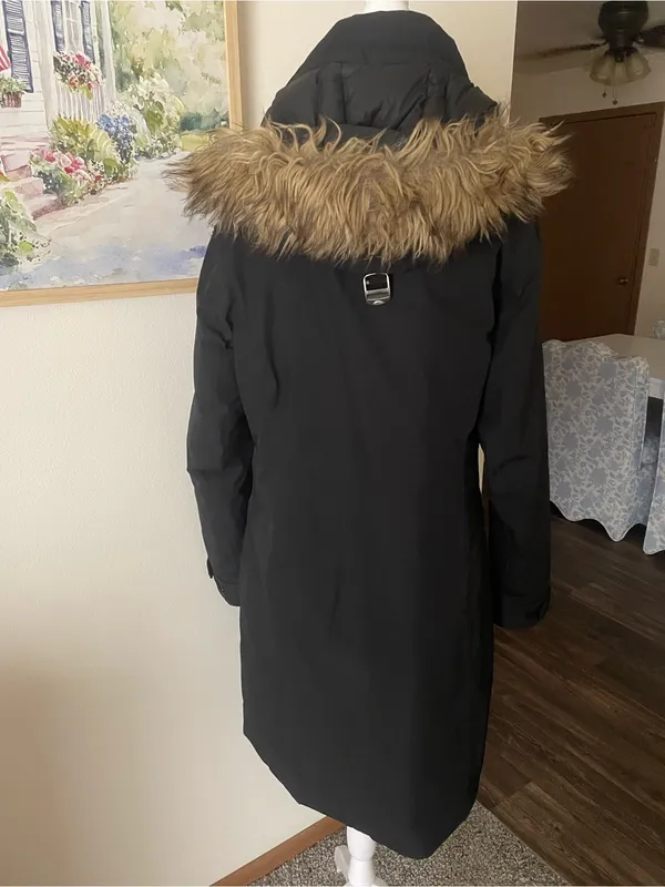 L.L.Bean Acadia Fur Trim Down Parka Coat Jacket in Black Size Medium Regular - Image 8