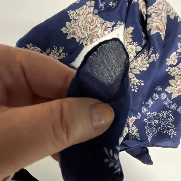 Access 100% silk dark blue floral scarf 32” x 33” hand rolled - Image 2