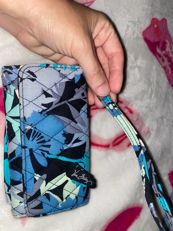 Vera Bradley Wallet Wristlet - Image 3