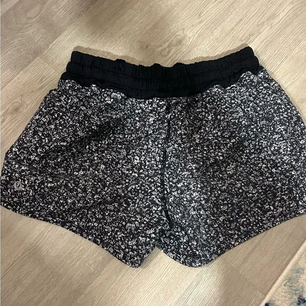 Black and White Lululemon shorts  - Image 2