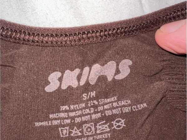 SKIMS Brown Seamless Scoop Bralette - Image 2