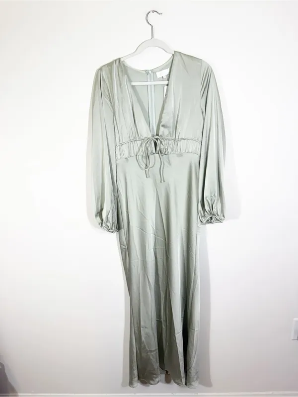 NWT Billy J Amara Maxi Dress Sage Green Olive Size 12 - Image 4