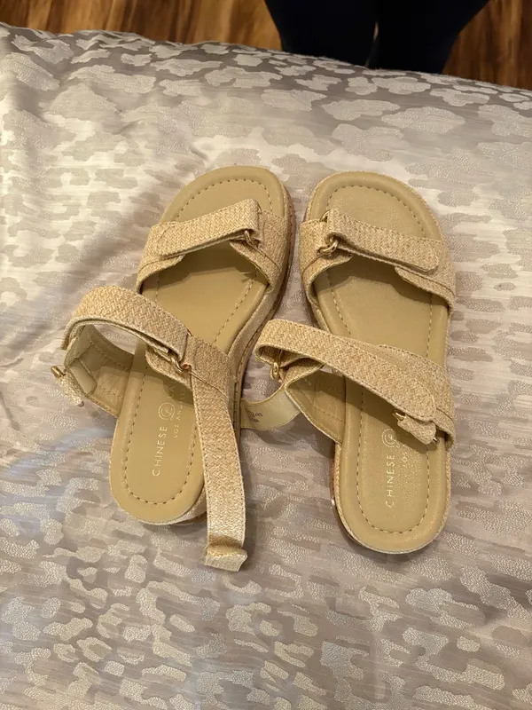 Chinese Laundry Wedge Sandals - Image 5