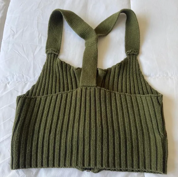 Olive Ribbed Knit Zip-Front Halter Crop Top – Windsor - Size Small - Image 6