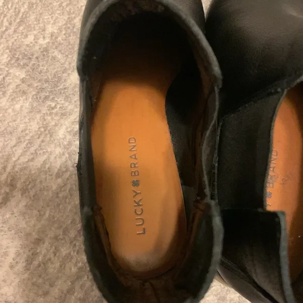Lucky Brand Podina Leather Chelsea Ankle Boot (Sz 9.5) Black Block Heel - Image 5