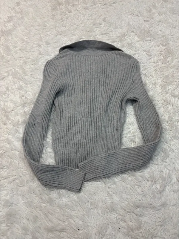 Brandy Melville Ribbed Button-Front Collared Sweater - Gray - Image 2