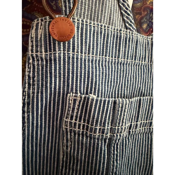 Universal Threads Railroad Stripe Denim Shortalls Overalls Size 4 - Image 2