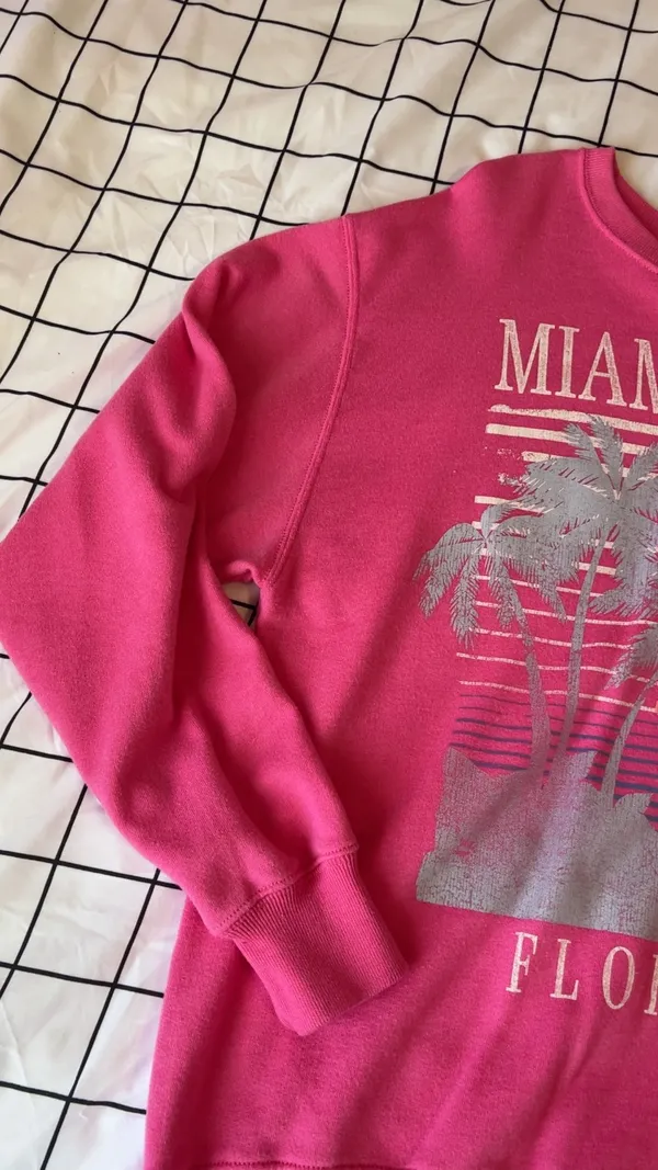 Hollister Miami Pink Sweatshirt. - Image 3