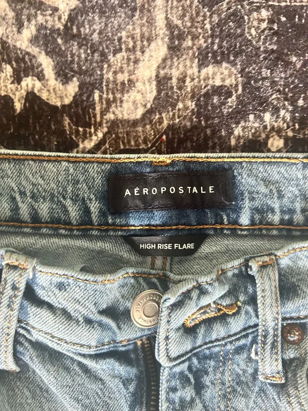Aeropostale Jeans - Image 3