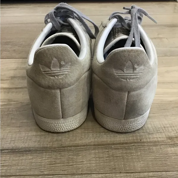 Adidas‎ Women's Gazelle Lifestyle Shoes Sneakers Size 9 - Image 3