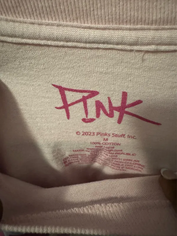 Pink t shirt Size XL - Image 3