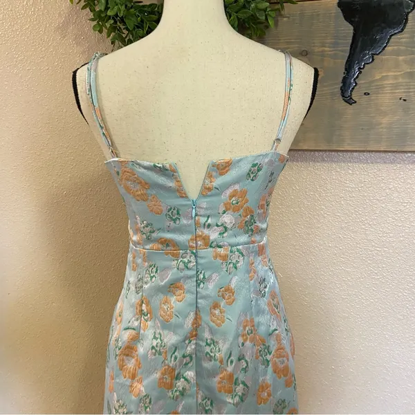 NWOT Lulus Enviable Aesthetic Light Blue Floral Jacquard Bustier Midi Dr… - Image 6