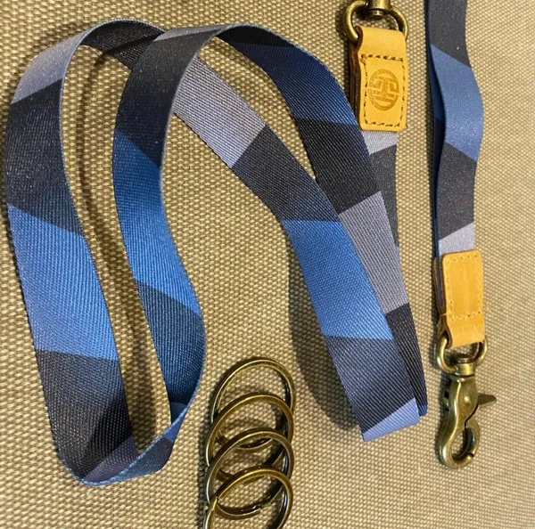 Boutique blue geometric lanyard wristlet Keyring Clip - Image 2