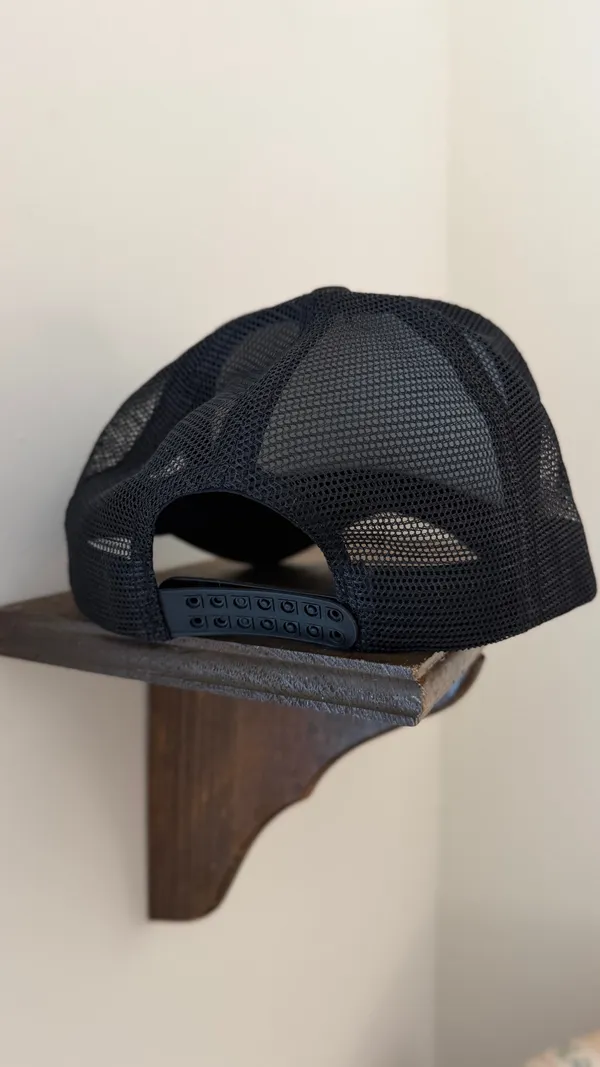 Feather trucker hat Black - Image 2
