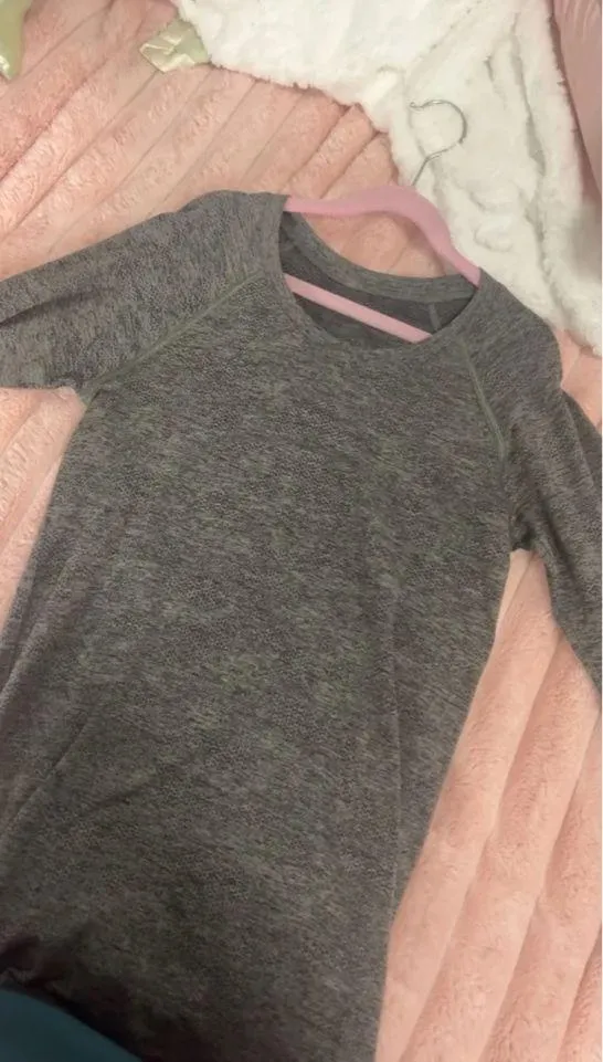 Lululemon Long Sleeve Swiftly Tech - Image 2