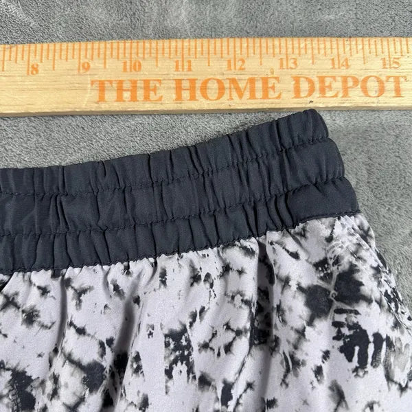 Vuori Clementine Shorts Gray Shibori Print Small Running Athletic Gym 2.5" Lined - Image 8