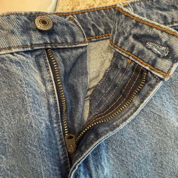 Abercrombie & Fitch High Rise‎ Mini Skirt Size 28 / 6 Denim Side Pockets 90s EUC - Image 5