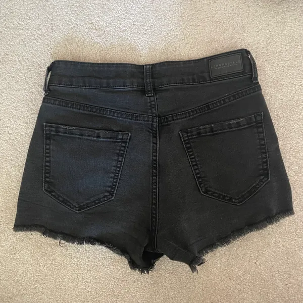 Aeropostale Black High Waisted Distressed Shorts Size 00 - Image 4