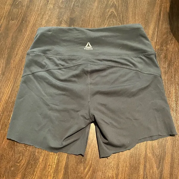 reebok biker shorts - Image 2