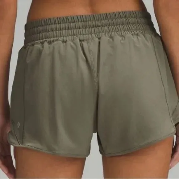Lululemon Hotty Hot Shorts 2.5" Low-Rise 4 - Image 2