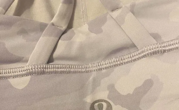 Lululemon sportsbra size 0 - Image 3
