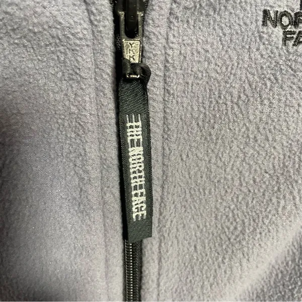 The North Face Vintage Fleece zip vest size large - Image 9