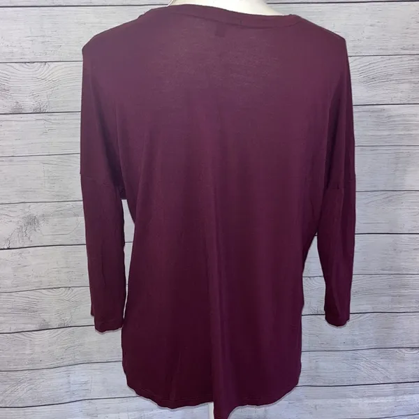 💖 Gap Burgundy 3/4 Sleeve Top - Image 2
