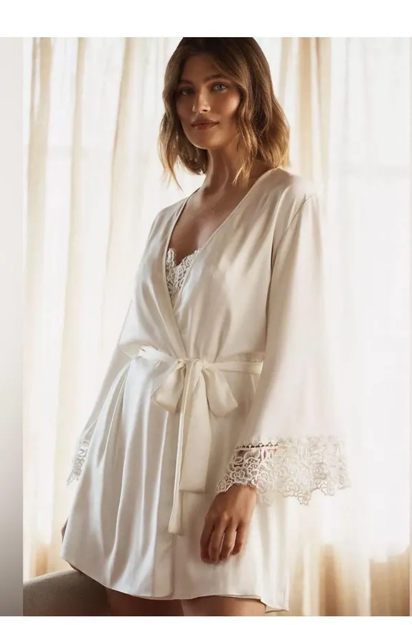 Anthropologie Nightgown & robe set Bridal set - Image 3