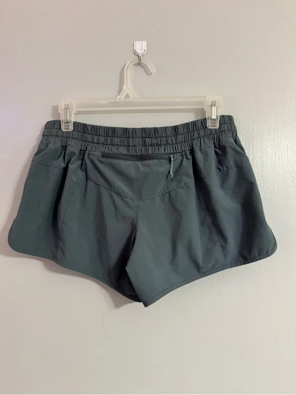 Patagonia Women's Slate Gray Athletic Shorts Size Small - Image 2
