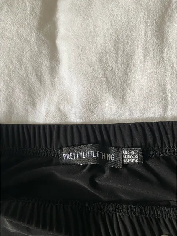 Pretty Little Thing Black Mini Skirt - Image 2