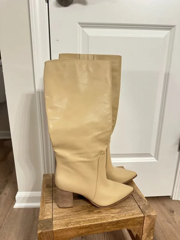 VINCE CAMUTO Lumina Pointed Toe Boot in Natural Size US 9 - Image 3