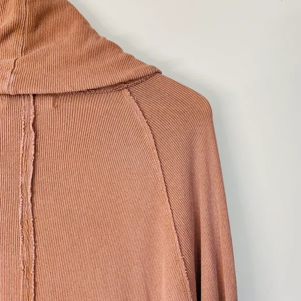 Free People We the Free Pullover Turtleneck Top in Terra Cotta size XS/S - Image 9