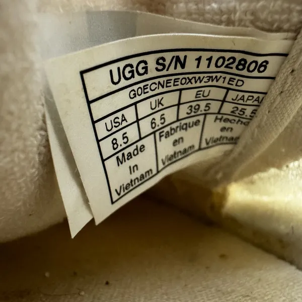 UGG Claudi Sneakers - Image 7